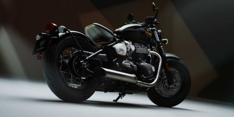 Triumph Bonneville Bobber Icon Edition: Elegância e requinte com toque minimalista