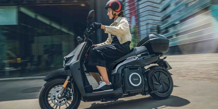 Silence S02, uma versátil scooter espanhola