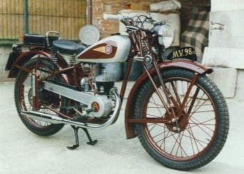 MV Agusta 98 Turismo: O início no pós-guerra