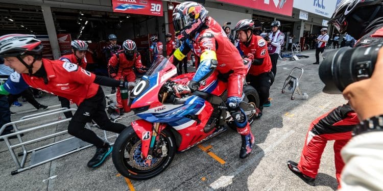 Johann Zarco já olha para corrida de 24 horas: ‘Talvez mais tarde, em França…’