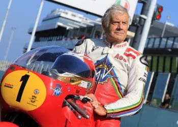 ‘A época de 2025 do MotoGP promete ser ainda mais espetacular’ – Giacomo Agostini