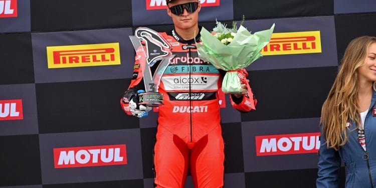 ‘O que realmente quero é chegar ao MotoGP, e o Moto2 é o melhor caminho’ – Adrián Huertas