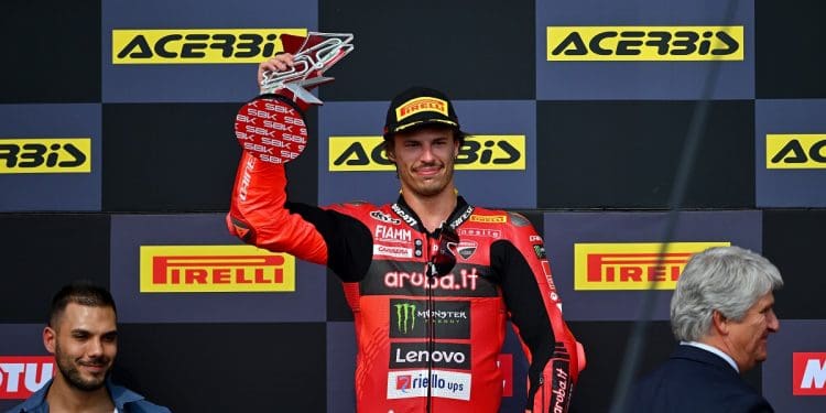 ‘Nicolò Bulega pode ser forte numa moto de MotoGP; quem sabe em 2027…’ – Alberto Martinelli