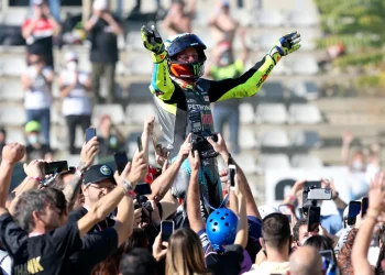 Casey Stoner lembra como Valentino Rossi era único: ‘Ele foi fantástico, quase perfeito; Muitos tentaram imitá-lo, mas era forçado, teatral’