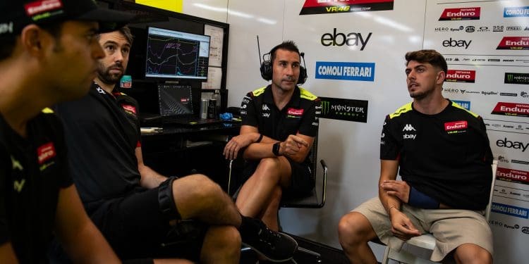 Fabio Di Giannantonio espera voltar a pilotar uma moto a meio de janeiro