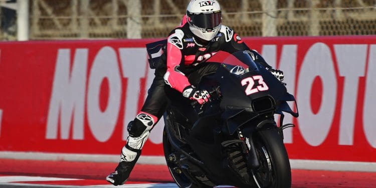 ‘Queda do Bastianini com a KTM? Nem um arranhão; Tem todas as condições para estar em bom plano’ – Carlo Pernat