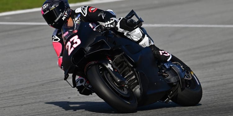 ‘O Enea Bastianini gostou da KTM; Digamos que o feeling dele com a RC16 está nos 85%’ – Carlo Pernat