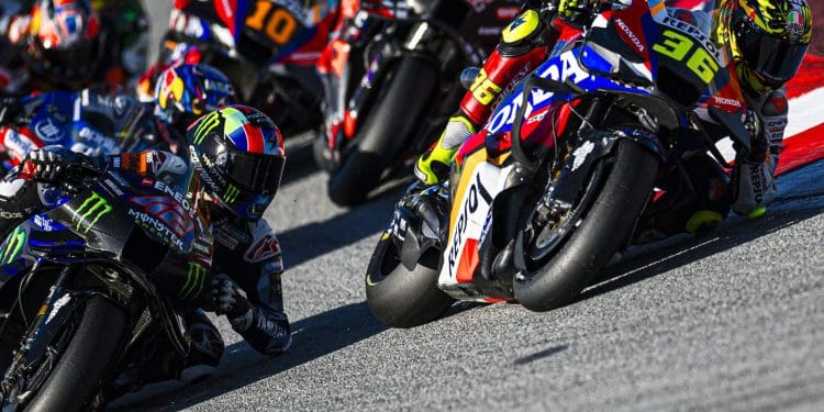 Alberto Puig garante que Honda não perdeu o foco: ‘Está a demorar, é um facto, mas estamos com muita vontade e a perceber mais e mais’