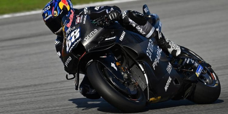 Massimo Meregalli feliz com ‘novo projeto’ da Yamaha para 2025: ‘O Miguel Oliveira adapta-se à M1; O Miller terá de modificar o seu estilo’