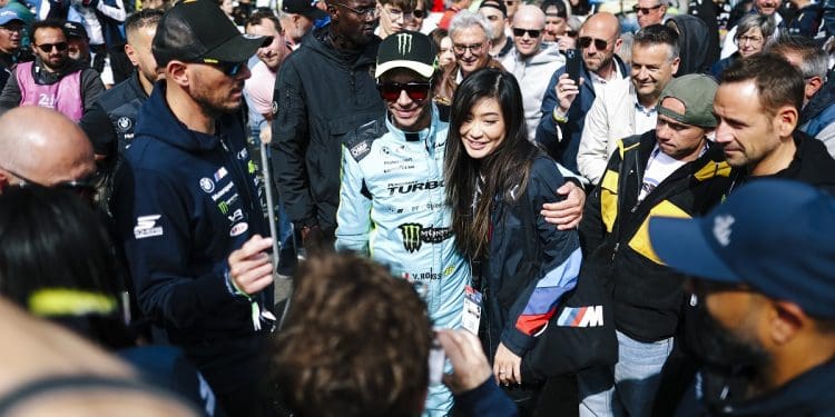 Veterano da Resistência impressionado com Valentino Rossi: ‘Sei por que é que ele é nove vezes campeão do mundo’