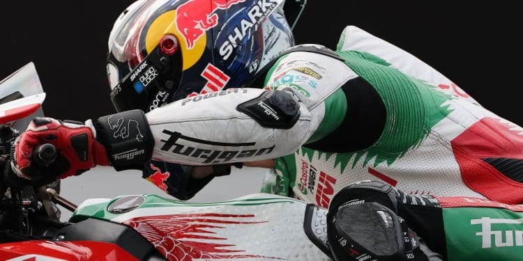 Idade é ‘motivação extra’ para Johann Zarco, o mais velho no MotoGP em 2025