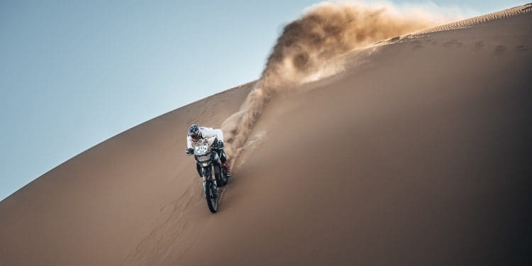 Jacopo Cerutti e Aprilia entraram a dominar na Africa Eco Race 2025