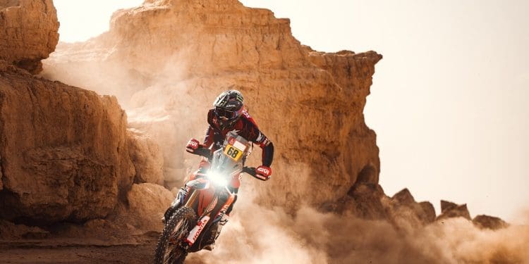 Vídeo: Honda ataca época do Mundial de Rally-Raid, início é no Dakar