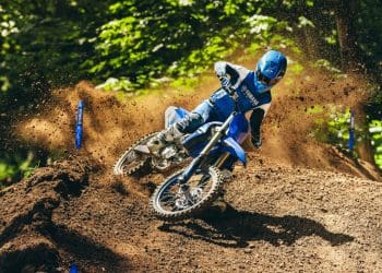 Yamaha YZ450F: A potência e elegância do Motocross em imagens (com galeria)