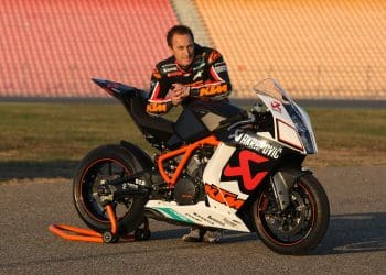 KTM dispensa veterano piloto de testes Jeremy McWilliams