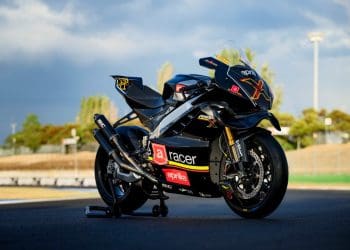 Aprilia RSV4 X Ex3ma esgota em tempo recorde de 76 dias
