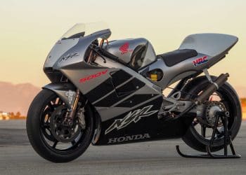 Honda NSR500V: Uma lenda do motociclismo está à procura de novo dono