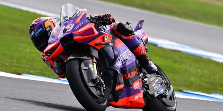 ‘O Martín cresceu, ganhou consistência, cometeu menos erros e aprendeu a controlar melhor a sua velocidade’ – Livio Suppo