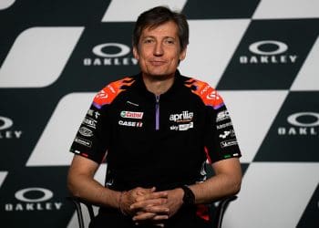 Massimo Rivola e o desenvolvimento da moto, o ADN da Aprilia e a «vontade» dos pilotos: ‘Temos de ser firmes’