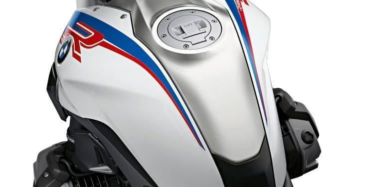 Nova BMW R 1300 R deverá começar a ser produzida em abril