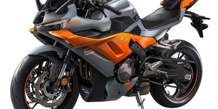Voge RR500, a desportiva de média cilindrada que o vai surpreender e fazer «tremer» a concorrência