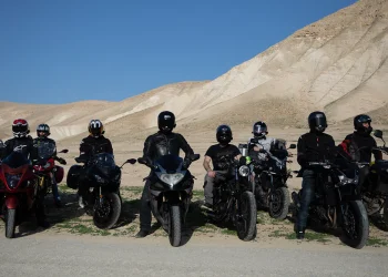 As sete etapas da adição ao mundo das motos: Pesquisa, compreensão e primeiros passos