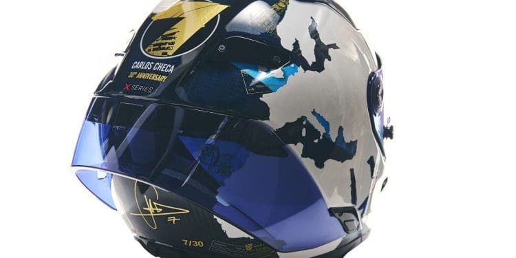 Nolan e Carlos Checa comemoram 30 anos de parceria com capacete de edição limitada