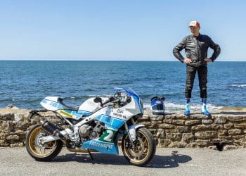 Yamaha XSR900 GP: Um tributo ao passado no festival Wheels & Waves – Christian Sarron