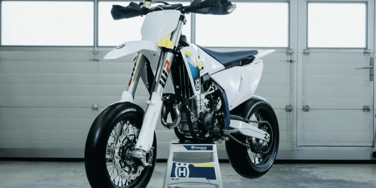 Husqvarna apresenta nova FS 450
