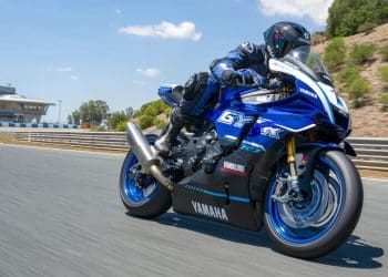 Yamaha R1 GYTR de 2025: A Superbike de competição chega às pistas