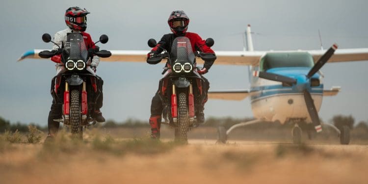 Un-Disclosed: Uma aventura na Austrália com a Ducati DesertX Rally