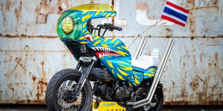 Um tributo à criatividade: Aprecie esta Rocket Cowl Monkey 125