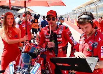 Michele Pirro ‘sente-se parte’ dos pilotos da Ducati: ‘Vivo o piloto, comrpeendo o que sente, as dificuldades; É uma grande vantagem’