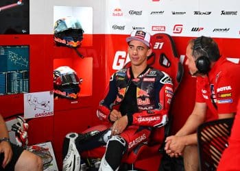 Paul Trevathan fala em ‘característica única’ no mundo em Pedro Acosta e como este traz paz e serenidade: ‘Profissionalismo excecional’