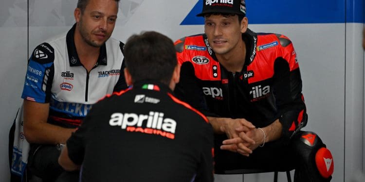 Lorenzo Savadori confiante no futuro da Aprilia: ‘O Bezzecchi é um talento puro e o Martín é campeão em título’