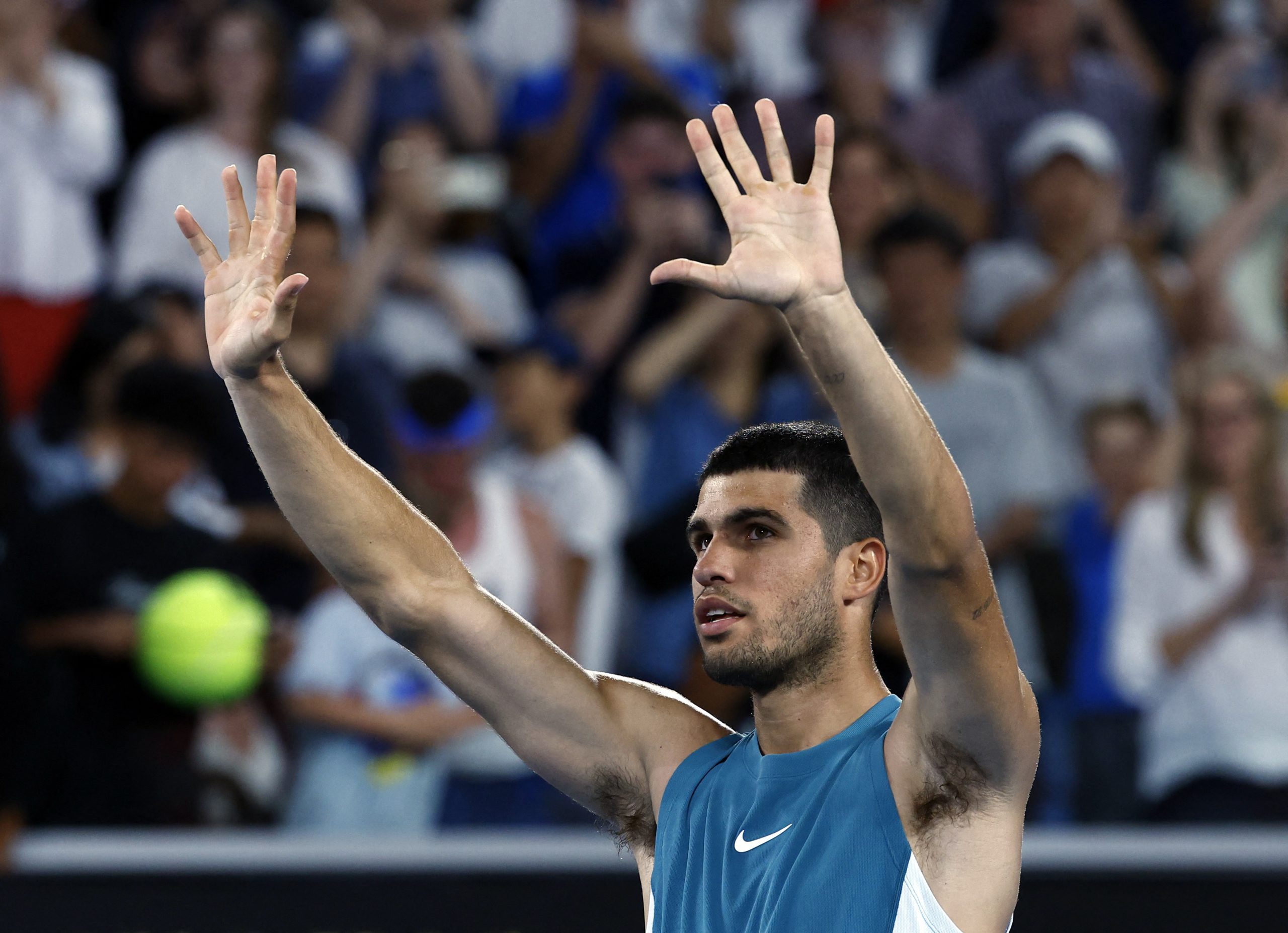 Carlos Alcaraz Begins 2025 Australian Open Campaign with Dominant