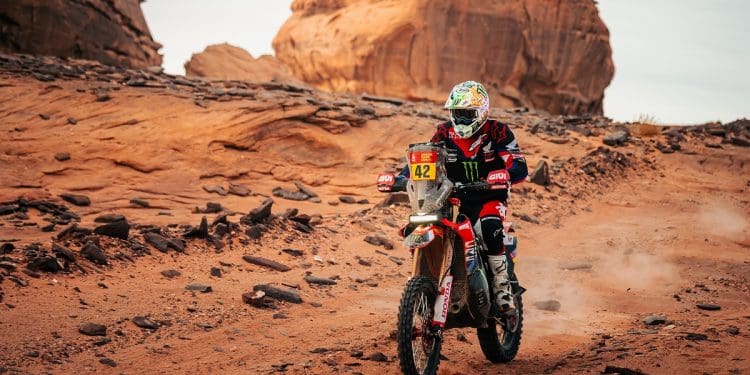 Reviravolta no Dakar: Adrien van Beveren recupera vitória na etapa 5; Daniel Sanders reforça liderança