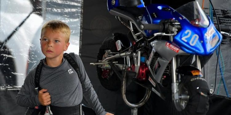 Primo de Collin Veijer morreu aos 7 anos num trágico acidente em treinos nos Países Baixos