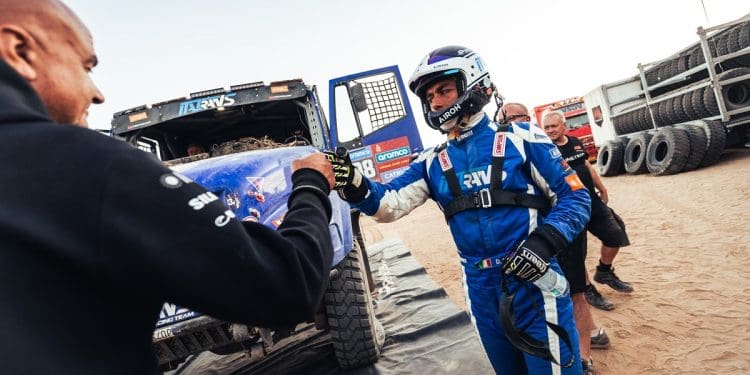 Aventura de Danilo Petrucci no Dakar chegou ao fim