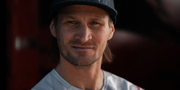 Vídeo: Taddy Blazusiak rompe com a Stark Future depois de acidente perigoso