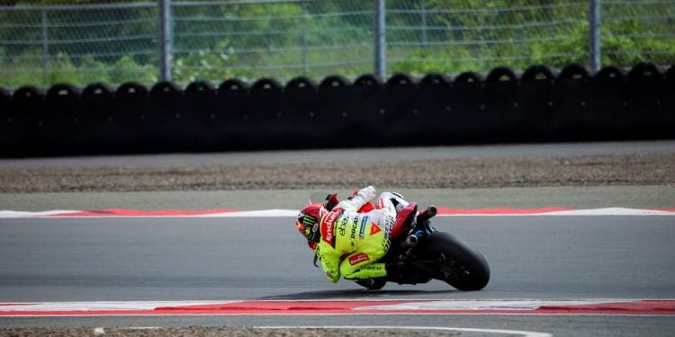 Fabio Di Giannantonio e Franco Morbidelli testam em Mandalika