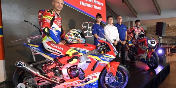 ‘A Honda subestimou o nível do WSBK quando terminou a relação connosco’, lembra Ten Kate