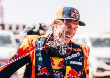 Vídeo: As celebrações de Daniel Sanders com a KTM após vitória no Dakar