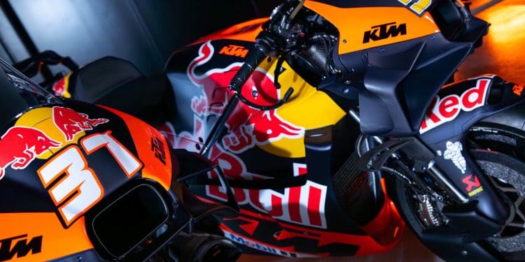 Galeria: As novas KTM RC16 ao pormenor