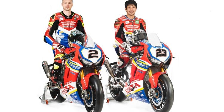 ‘Definitivamente muito mais difícil’ ser competitivo hoje em dia no WSBK, sem condições e apoio, diz Ten Kate