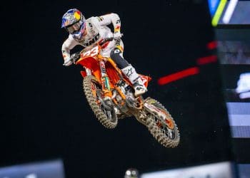 Julien Beaumer ampliou liderança no AMA 250 SX após pódio em Anaheim 2