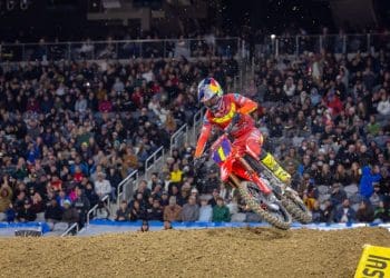 Jett Lawrence ‘muito feliz’ com segundo lugar no AMA 450SX  em San Diego: ‘Estou a sentir-me mais familiarizado com a moto’