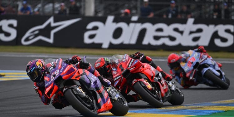 GP de França com uma das melhores cinco corridas do ano, recorde o que aconteceu ao domingo (com vídeo)