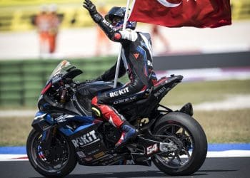 BMW não pensa em substituto: ‘Esperamos que Toprak Razgatlioglu esteja connosco no futuro’