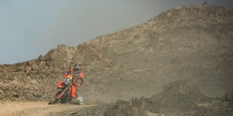 Vídeo: Os melhores momentos da etapa 1 do Dakar